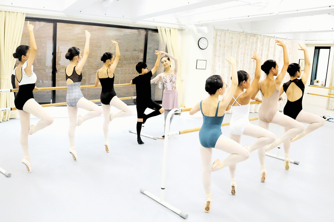 ASAMI KUSHIKATA ballet studio